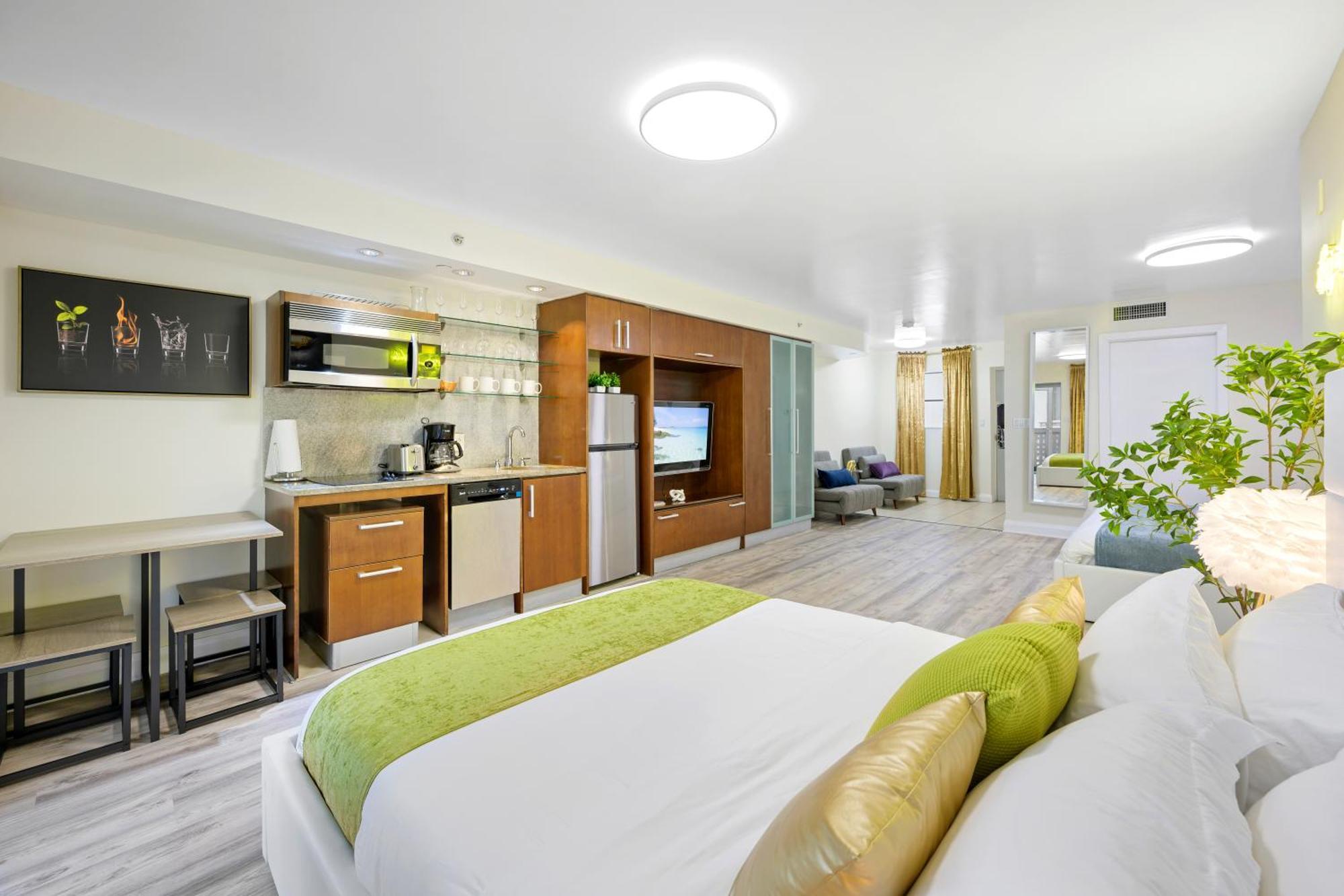 Ocean Drive Apartments With Rooftop Pool, South Beach, Miami Miami Beach Ngoại thất bức ảnh